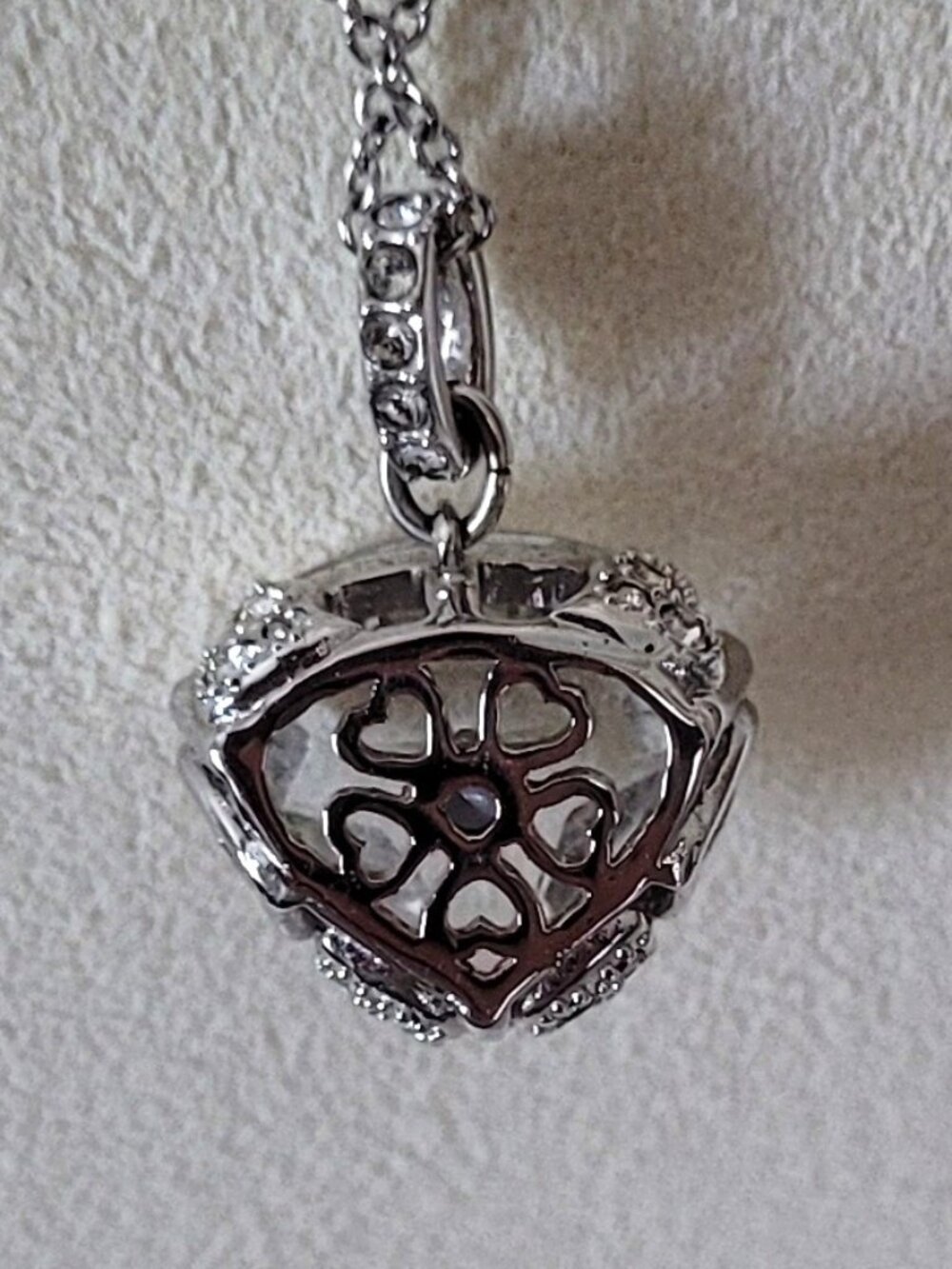 Swarovski Retired Heart Necklace - Picture 5 of 11
